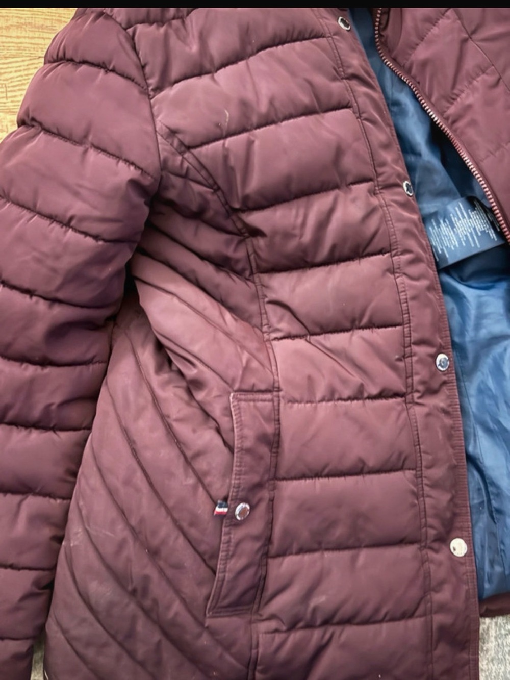 Tommy Hilfiger Quilted Puffer Jacket in Deep Burgundy